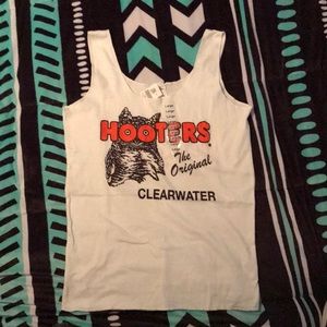 Hooter Girl top NWT!